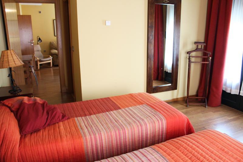 Hotel San Luis San Ildefonso エクステリア 写真